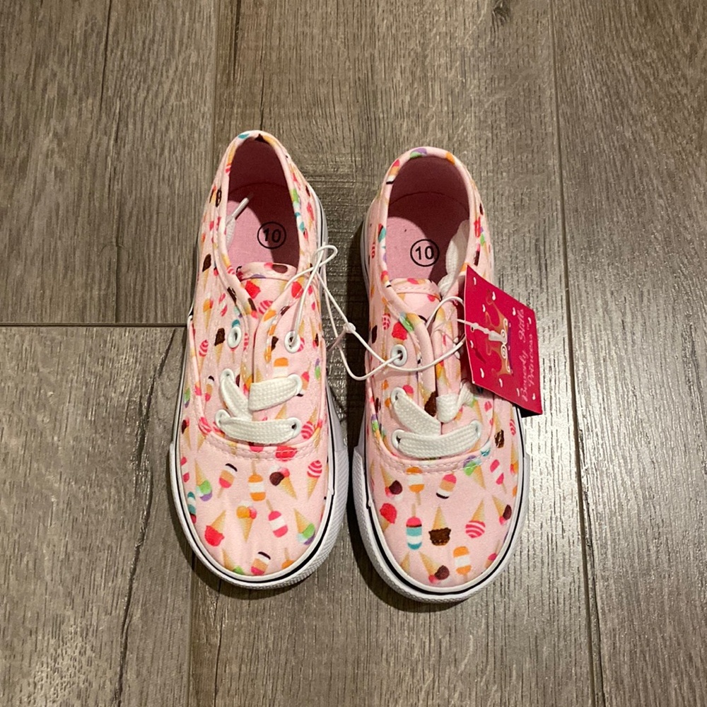 Beverly Hills Princess Ice Cream Lace Up Sneakers - Picture 2 of 6
